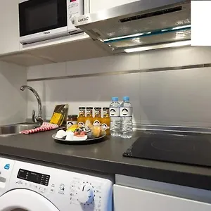 https://apartamento-la-rosaleda.hotelsinnerja.org